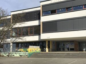 Grundschule Auf Mauern nach der Renovierung.